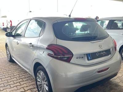 Peugeot 208 BlueHDi 75 S&S 5p. Active Grigio usata Fasano