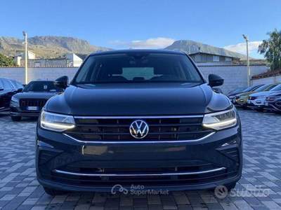Volkswagen Tiguan Life 2.0 TDI 122CV usata Partinico