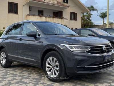 Volkswagen Tiguan Life 2.0 TDI 150CV DSG usata Partinico
