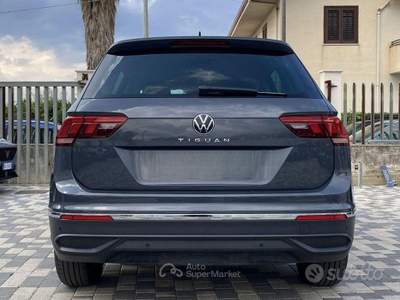 Volkswagen Tiguan Life 2.0 TDI 150CV DSG usata Partinico
