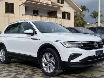 Volkswagen Tiguan Life 2.0 TDI 150CV DSG 4motion usata Partinico