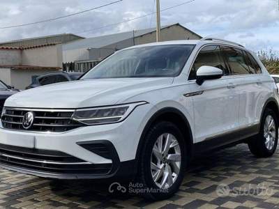 Volkswagen Tiguan Life 2.0 TDI 150CV DSG 4motion usata Partinico