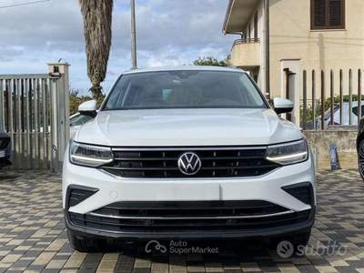 Volkswagen Tiguan Life 2.0 TDI 150CV DSG 4motion usata Partinico