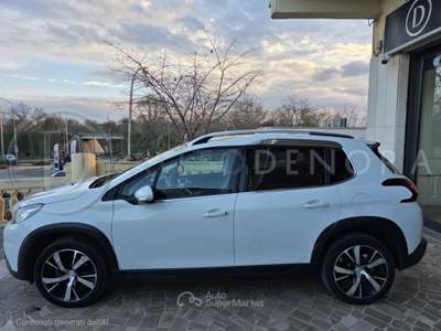Peugeot 2008 Allure#LED#TETTO#NAVI#CAM#PELLE Bianco usata Altamura