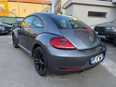 Volkswagen Maggiolino 1.2 TSI Design BlueMotion Technology Grigio usata VAREDO