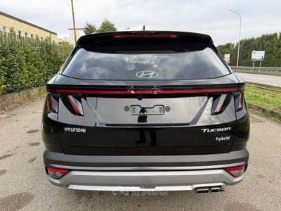 Hyundai Tucson 1.6 HEV 215cv aut.Exellence Nero usata VAREDO