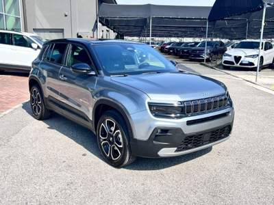 Jeep Avenger 1.2 Turbo 100 CV MHEV Summit / Tetto Nero Grigio usata Pieve di Soligo
