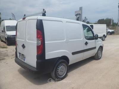 Fiat Doblò Doblo furgone Bianco usata San Michele Salentino