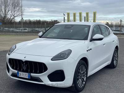 Maserati Grecale MHEV 300 CV AWD GT Hybrid 12.000 km IVA Compresa Bianco usata Fiumicino