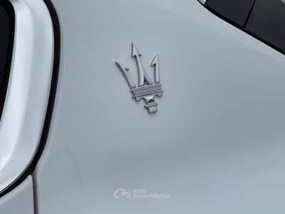 Maserati Grecale MHEV 300 CV AWD GT Hybrid 12.000 km IVA Compresa Bianco usata Fiumicino
