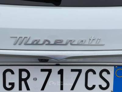 Maserati Grecale MHEV 300 CV AWD GT Hybrid 12.000 km IVA Compresa Bianco usata Fiumicino