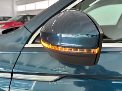 Volkswagen Tiguan NEOPATENTATI Blu/Azzurro usata Occhiobello