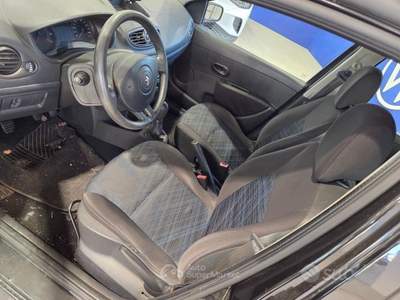 Renault Clio Storia 1.2 16V 5 porte Dynamique per usata Livorno