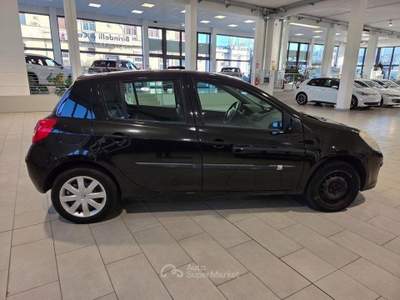 Renault Clio Storia 1.2 16V 5 porte Dynamique per usata Livorno