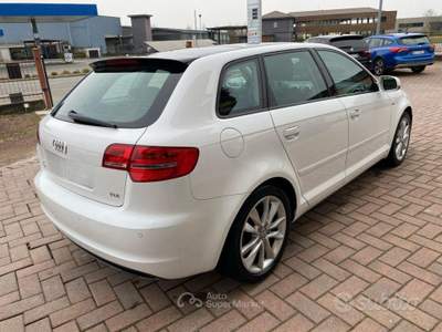 Audi A3 SPB 1.6 TDI 105 CV S tronic S-Line neopa usata Brusnengo