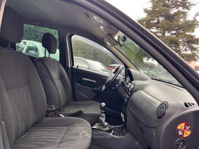 Dacia Duster Duster 1.5 dCi 110 CV 4x2 Laur&eacute;ate Nero usata ANGRI