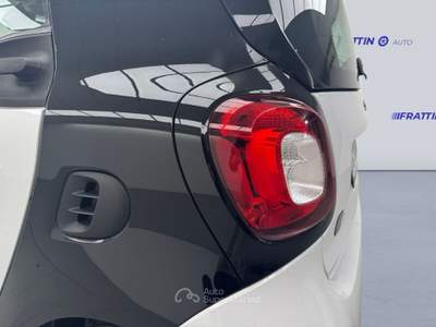 Smart ForTwo Fortwo Eq Youngster Bianco usata Cassola