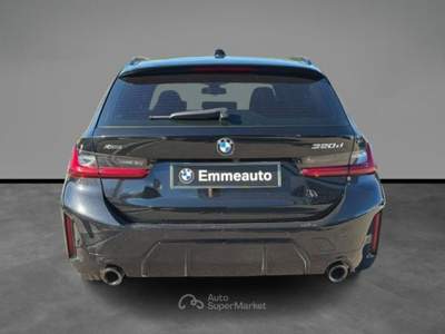BMW Serie 3 320d 320 d 48V xDrive Touring Msport Nero usata LECCE