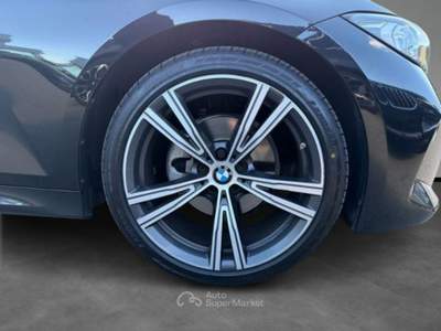 BMW Serie 3 320d 320 d 48V xDrive Touring Msport Nero usata LECCE