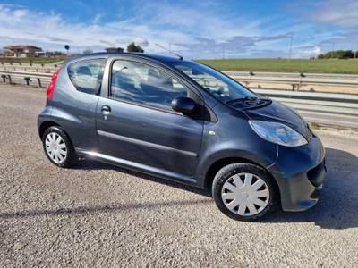 Peugeot 107 3p. Desir Grigio usata Gravina in Puglia