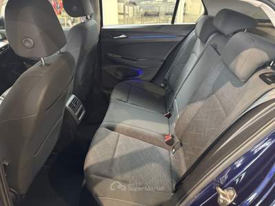 Volkswagen Golf Golf 1.5 eTSI 150 CV EVO ACT DSG Blu/Azzurro usata Castellanza
