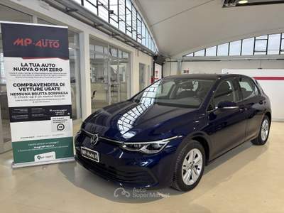 Volkswagen Golf Golf 1.5 eTSI 150 CV EVO ACT DSG Blu/Azzurro usata Castellanza