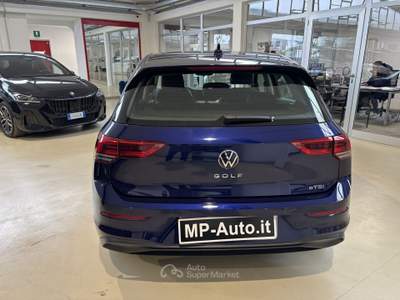 Volkswagen Golf Golf 1.5 eTSI 150 CV EVO ACT DSG Blu/Azzurro usata Castellanza