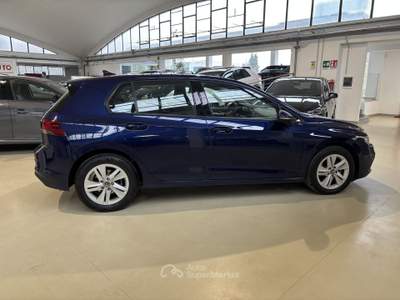 Volkswagen Golf Golf 1.5 eTSI 150 CV EVO ACT DSG Blu/Azzurro usata Castellanza