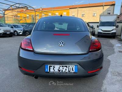 Volkswagen Maggiolino 1.2 TSI Design BlueMotion Technology Grigio usata Varedo