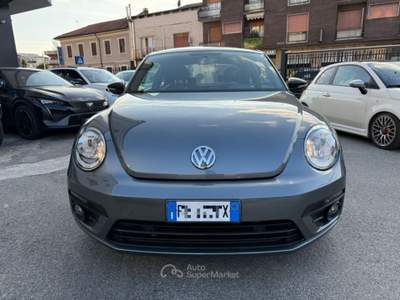 Volkswagen Maggiolino 1.2 TSI Design BlueMotion Technology Grigio usata Varedo