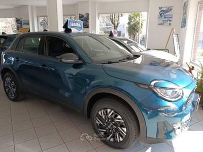 Fiat 600 Hybrid 110 CV DCT MHEV POP+PACK COMFORT Blu/Azzurro usata Santo Stefano Belbo