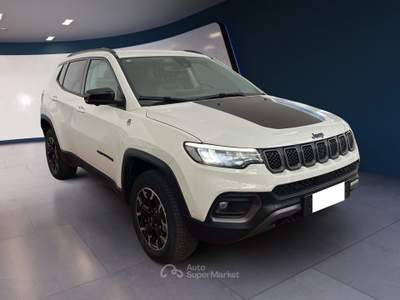 Jeep Compass II 2021 1.3 turbo t4 phev Trailhawk 4xe auto Bianco usata Torino