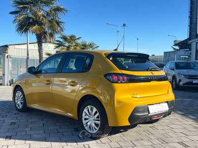 Peugeot 208 PureTech 75CV Active Neopatentati Finanziabile Giallo usata Manzano