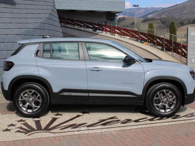 Jeep Avenger 1.2 Turbo 110cv MHEV Longitude Grigio usata Denno