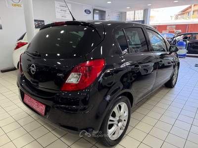Opel Corsa 1.3 2012 140 mila km nuova Nero usata Qualiano