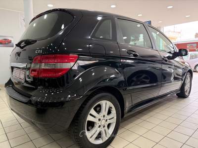 Mercedes-Benz Classe B Mercedes classe b 180 premium nuova Nero usata Qualiano
