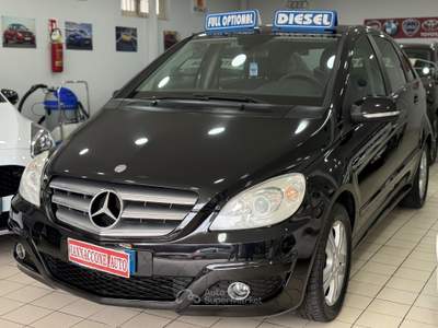 Mercedes-Benz Classe B Mercedes classe b 180 premium nuova Nero usata Qualiano