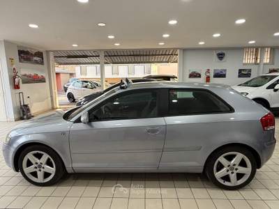 Audi A3  Blu/Azzurro usata Qualiano