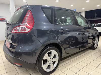 Renault Scénic Scenic 1.5 dci 2011 150 mila km Grigio usata Qualiano