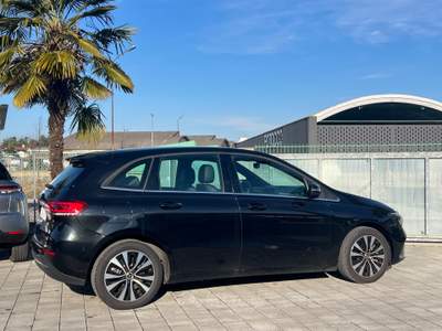 Mercedes-Benz Classe B A 250 e hybrid EQ Business Extra Nero usata Manzano