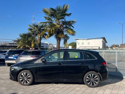Mercedes-Benz Classe B A 250 e hybrid EQ Business Extra Nero usata Manzano