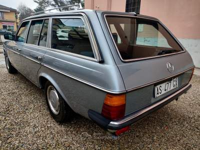 Mercedes-Benz Classe E 200 T SW GPL ASI Blu/Azzurro usata SAN MARTINO SICCOMARIO
