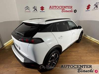 Peugeot 2008 1.5 bluehdi Allure Pack s&amp;s 130cv eat8 Bianco usata Castelnovo ne' Monti