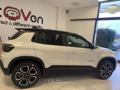 Jeep Avenger Avenger 1.2 turbo e-hybrid mhev Summit 110cv edct6 Bianco usata Lonate Pozzolo