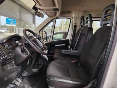 Peugeot Boxer cassonato 7 posti iva esposta 2020 usata Polignano a Mare