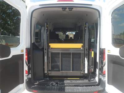 Ford Transit 9 posti trasporto disabili Bianco usata San Michele Salentino