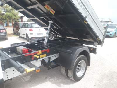 Ford Transit doppia cabina ribaltabile trilaterale Bianco usata San Michele Salentino