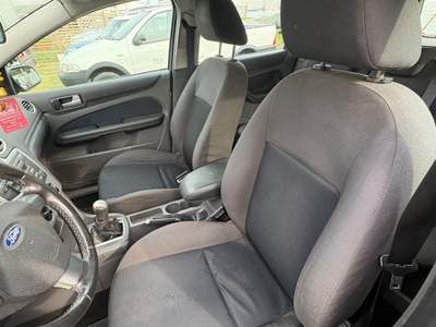 Ford Focus CC 1.6 TDCi (90CV) S.W. Grigio usata Giovinazzo