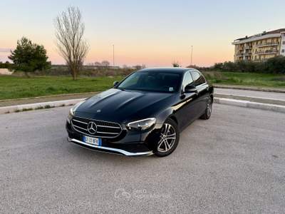 Mercedes-Benz Classe E 2 ANNI DI GARANZIA COMPLETA Nero usata Altamura