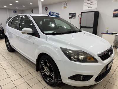 Ford Focus full optional Bianco usata Qualiano